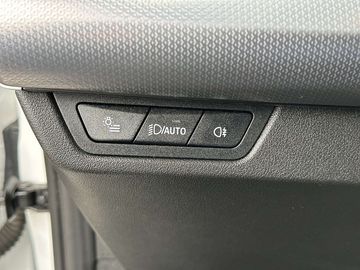 Car image 41