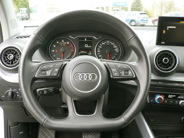 Audi Q2 40 TFSI quattro S tronic Sport 140 kW image number 8