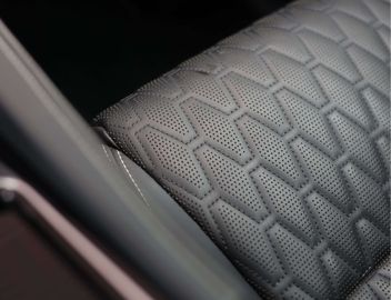 Car image 31