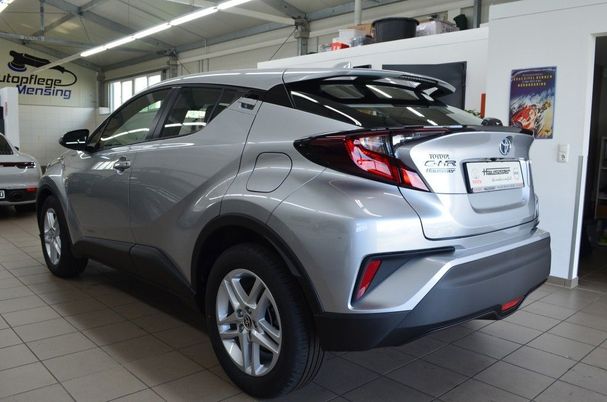 Toyota C-HR 1.8 Hybrid 90 kW image number 4