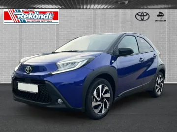 Car image 1