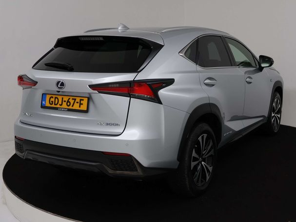 Lexus NX 300 h AWD 145 kW image number 20