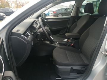 Car image 25