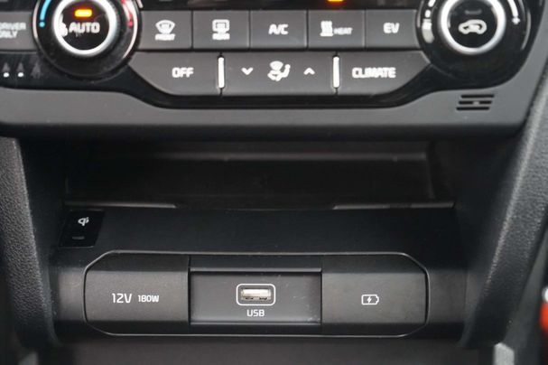 Kia Niro e 64 kWh 150 kW image number 18