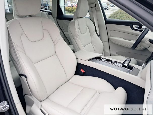 Volvo XC60 AWD 145 kW image number 25