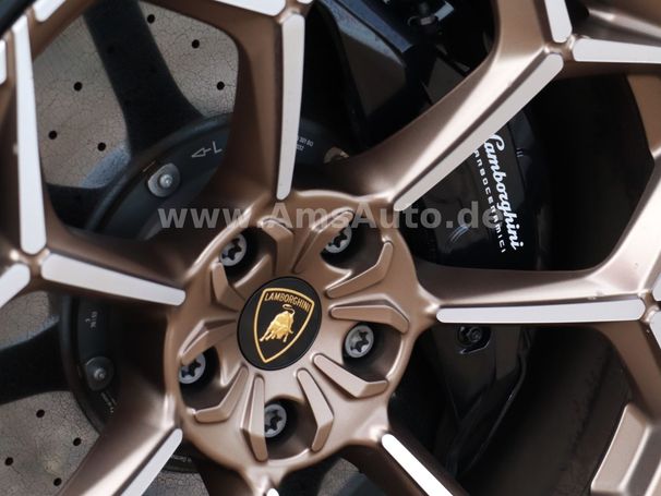 Lamborghini Urus Performante 490 kW image number 5