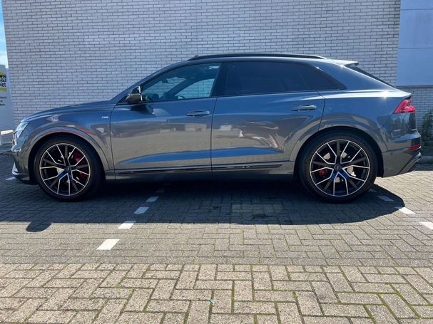 Audi Q8 55 TFSI quattro S-line 250 kW image number 31