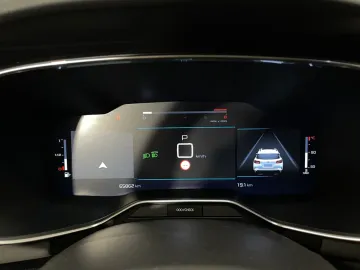 Car image 28