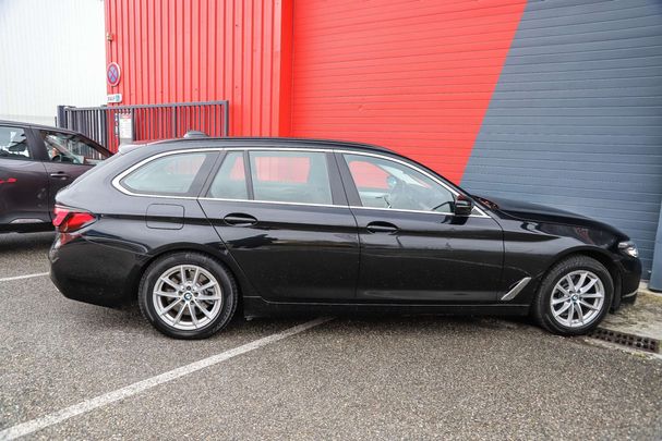 BMW 520d Touring 140 kW image number 24