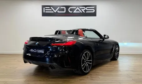 Car image 4