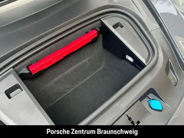 Car image 35