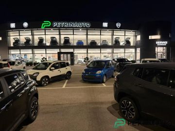 Car image 30