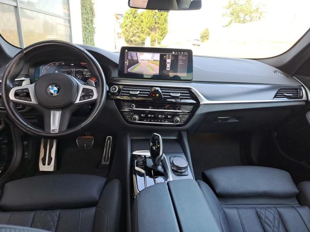 BMW 520i 135 kW image number 21