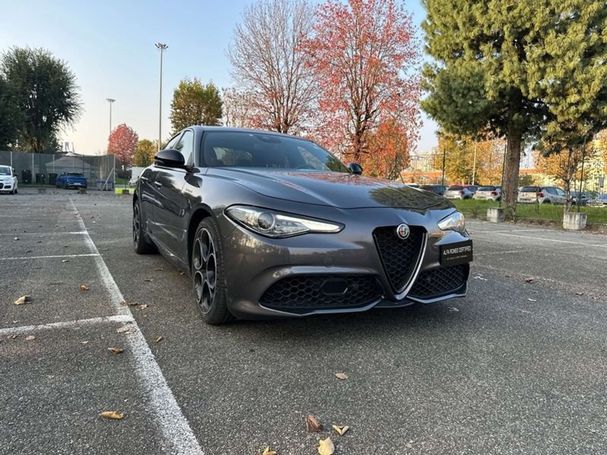 Alfa Romeo Giulia 2.2 Veloce 154 kW image number 2