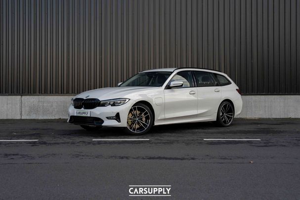 BMW 330e Touring Sport Line 215 kW image number 3