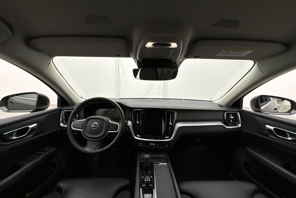 Volvo V60 B4 145 kW image number 15