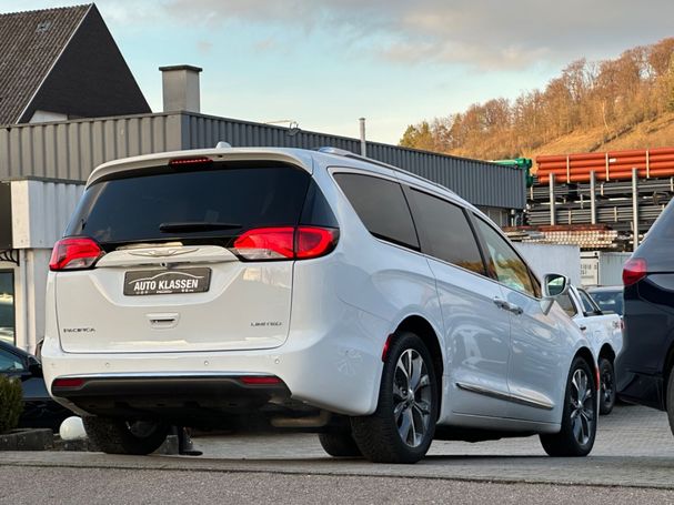 Chrysler Pacifica 214 kW image number 9