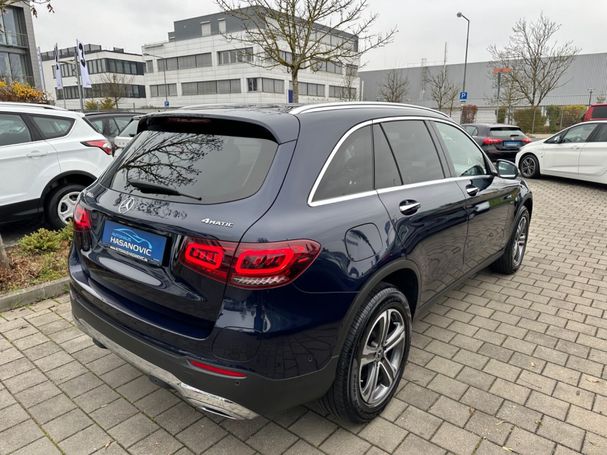 Mercedes-Benz GLC 300 e 4Matic 235 kW image number 8