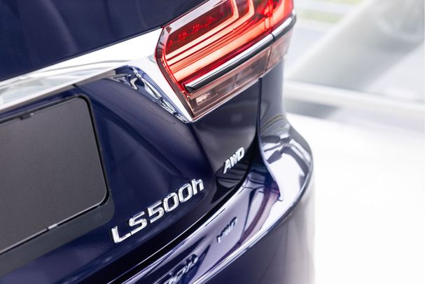 Lexus LS 500 h AWD 264 kW image number 39