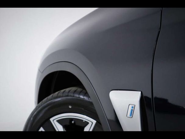 BMW iX3 Inspiring 210 kW image number 18