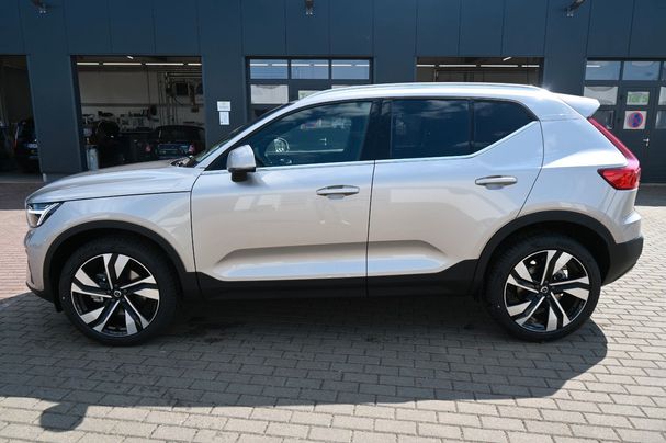 Volvo XC40 B4 Plus DKG 145 kW image number 5