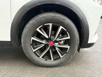 Car image 28