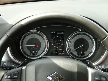 Car image 10