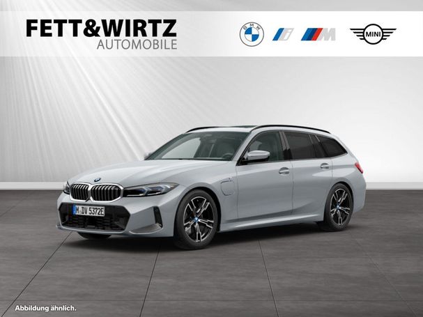 BMW 330 e Touring xDrive 215 kW image number 1