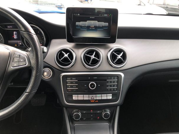 Mercedes-Benz GLA 180 108 kW image number 10