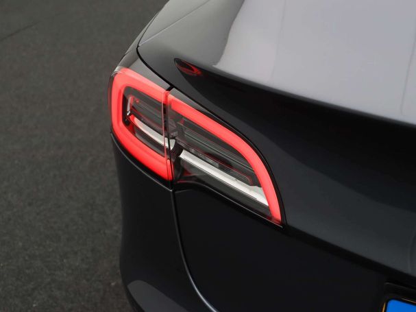 Tesla Model 3 211 kW image number 33