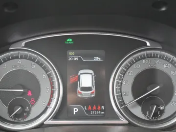 Car image 30