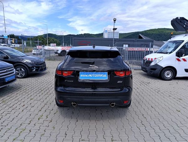 Jaguar F-Pace AWD R-Sport 221 kW image number 7