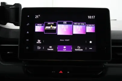 Car image 49
