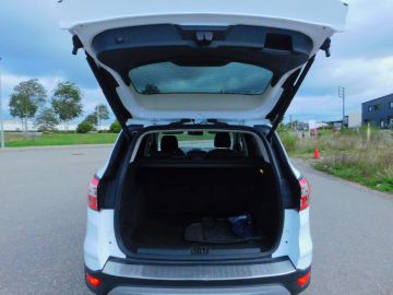 Car image 39