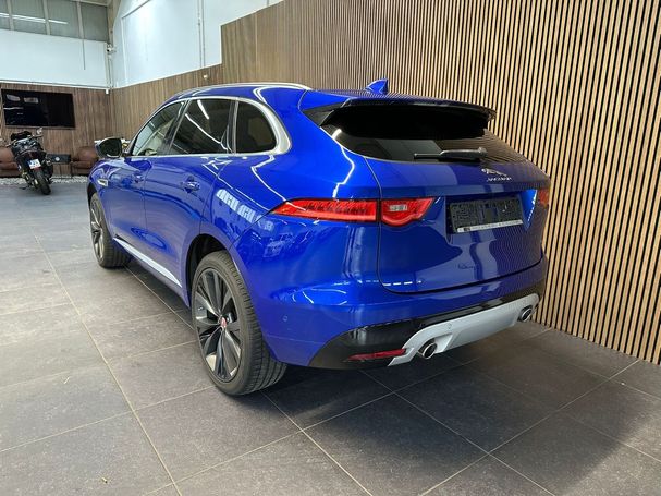 Jaguar F-Pace AWD S 221 kW image number 3