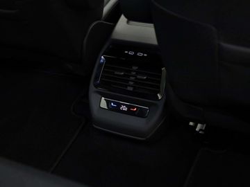 Car image 41