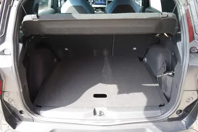Car image 33