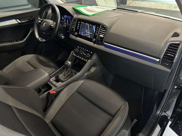 Car image 11