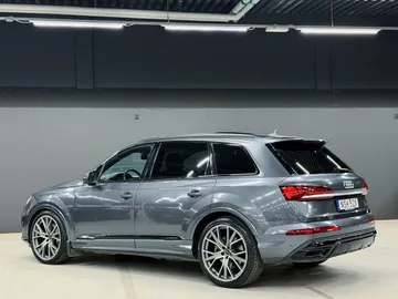 Car image 38