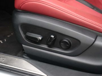 Car image 36