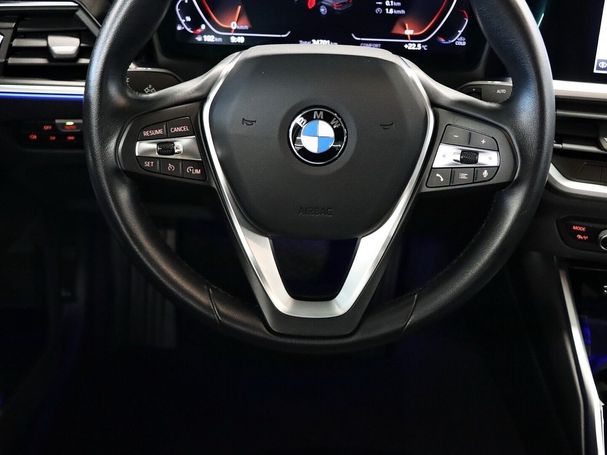 BMW 318i Sport Line 115 kW image number 11