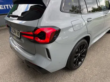 Car image 49