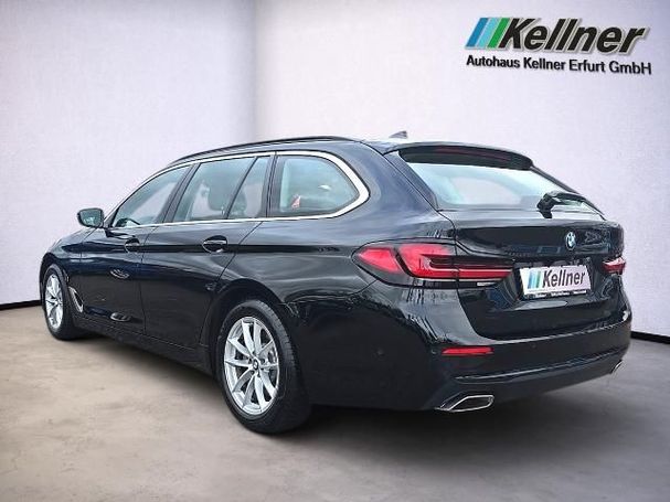 BMW 520d Touring xDrive 140 kW image number 4