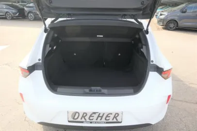 Car image 28