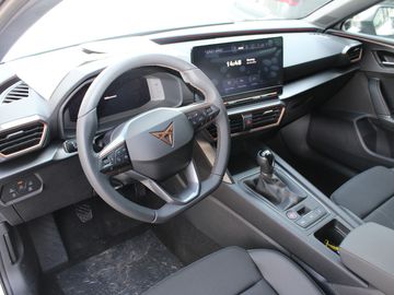 Car image 10