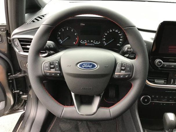 Ford Fiesta 1.0 EcoBoost Hybrid 92 kW image number 9