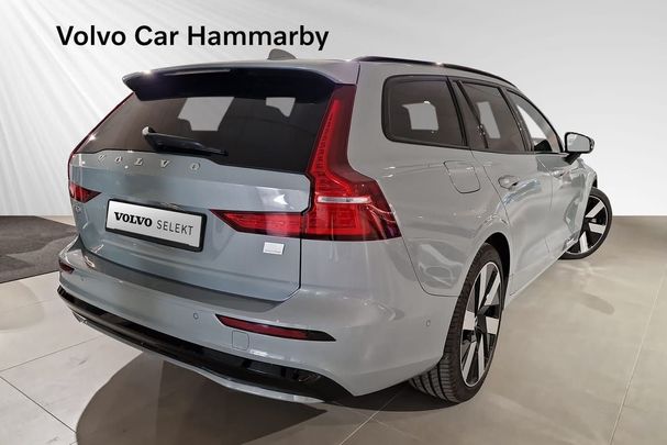 Volvo V60 T6 Recharge AWD 261 kW image number 2