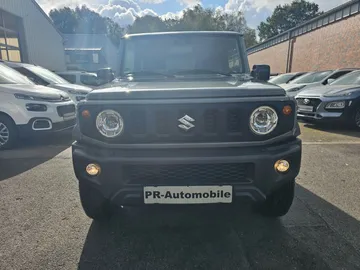 Car image 5