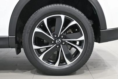 Car image 30