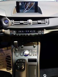 Car image 41